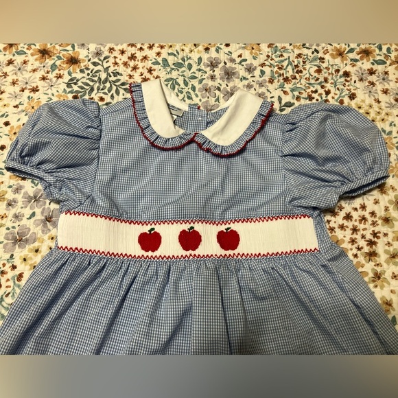 Smocked Apple Dress with Puff Sleeves and Peter Pan Collar - Picture 3 of 6